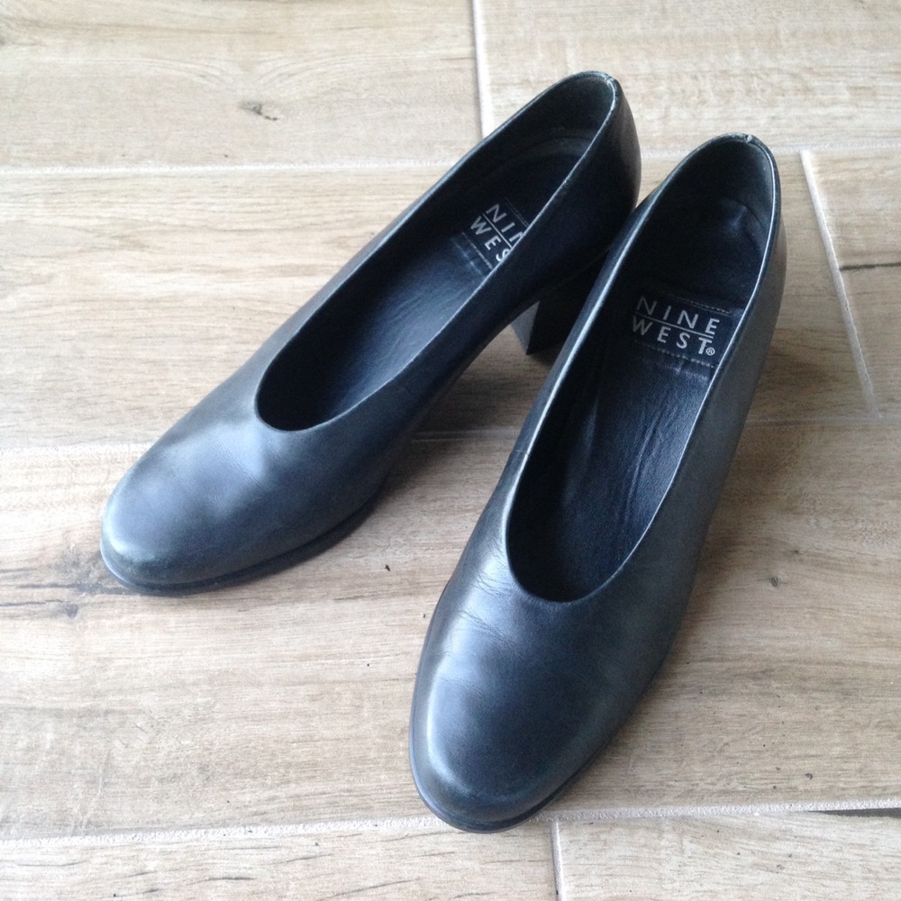 Nine West Dark Navy Leather Heels